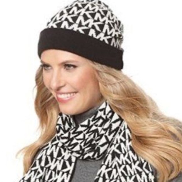 Michael Korse hat - Picture 1 of 6